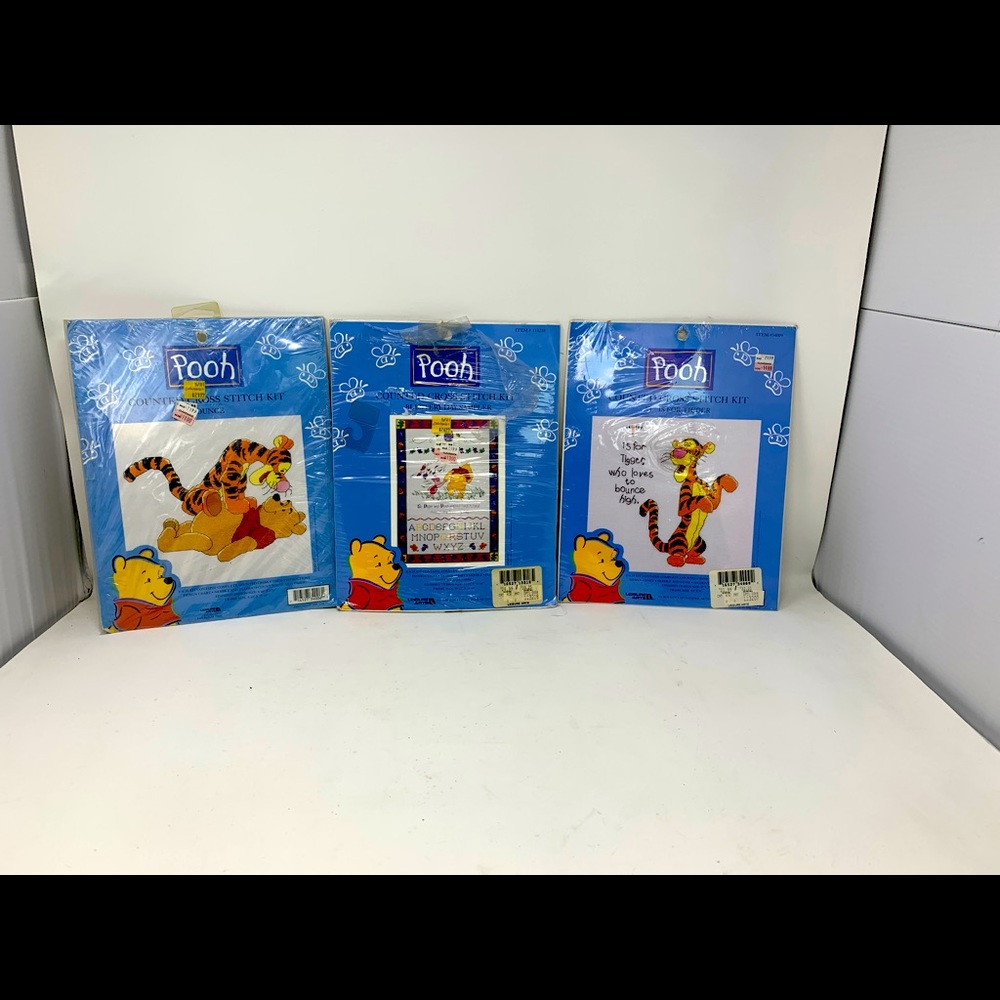 Leisure arts counted cross stitch kit Winnie the Pooh set of 3